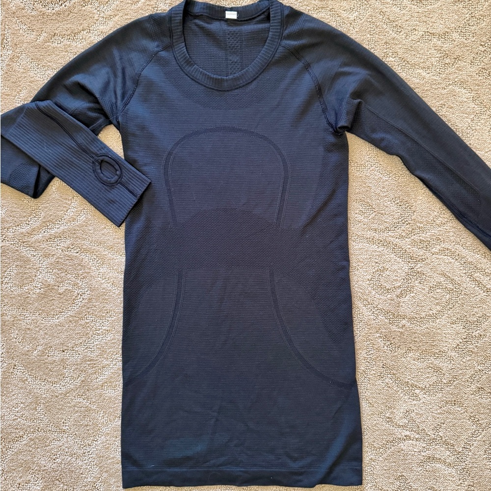 Lululemon Black Long Sleeve Top